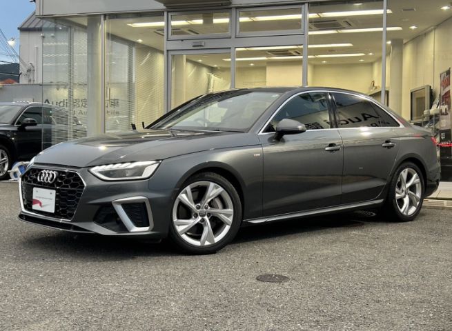 Audi A4 Sedan