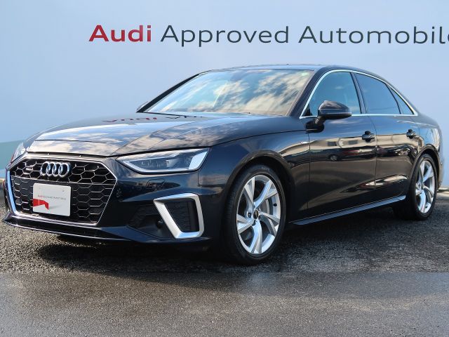 Audi A4 Sedan