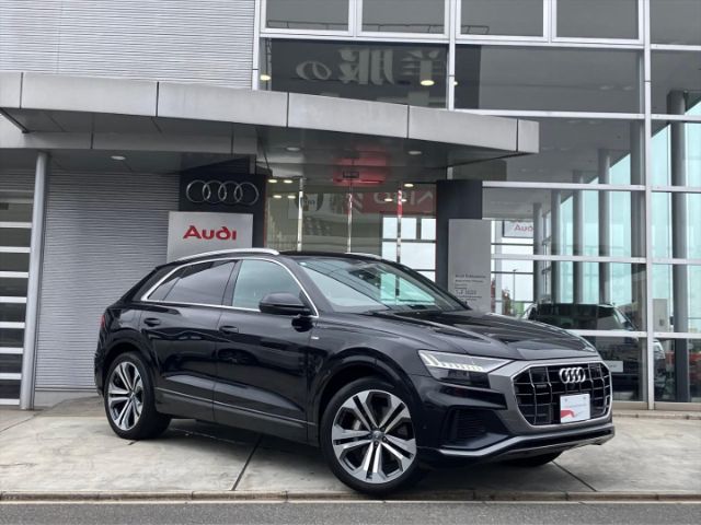 Audi Q8