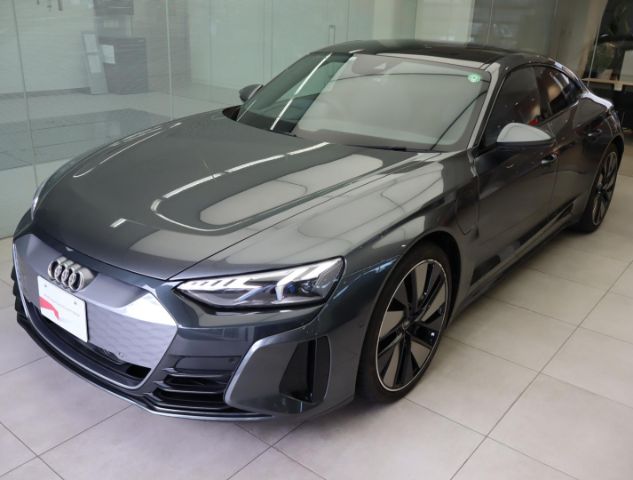 Audi e-tron GT quattro